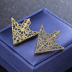 Brooch Vintage Triangle Shirt Collar Pin Hollow Metal Needle Brooch For Women Men Lapel Pin Clothes Decor - gold