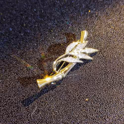 Elegant Retro Green Plant Bamboo Shape Brooch Pin For Women Collar Accessories - gold