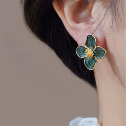 Dropped Glaze Flower Stud Earrings for Women Girl French Ins Vintage 2023 Fashion Korean Wedding Romantic Jewelry Gifts - White