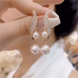 Women's Double Pearl Pendant Earrings - white