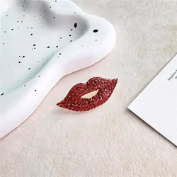 Sexy Lady Red Lips Brooches For Women Girls Creative Shining Luxury Diamond Mouth Brooch Pins Wedding Accessories Gifts