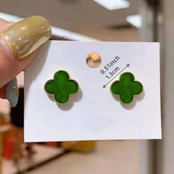 Senior Sense Of Four-leaf Clover Light Luxury Temperament Women&apos;s Earrings Daily Versatile Simple Earrings - green
