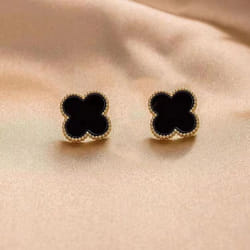 Large Four-leaf Clover Earrings Niche Design Sense Of Hundred With Senior Light Luxury Temperament Simple Sweet Earrings Women&apos;s Earrings - black