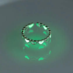 &quot;glowing Star Ring: Creative Luminous Star-shaped Accessory For Students To Shine On Instagram!&quot; - fluorescent green, Love ring