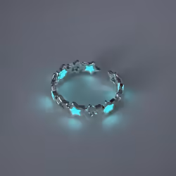 &quot;glowing Star Ring: Creative Luminous Star-shaped Accessory For Students To Shine On Instagram!&quot; - fluorescent gree ...