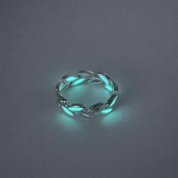 &quot;glowing Star Ring: Creative Luminous Star-shaped Accessory For Students To Shine On Instagram!&quot; - green, Leaf ring