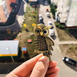 Vintage Owl Brooch Corsage Scarf Clip Antique Gold Plated Crystal Parrot Brooches - Yellow