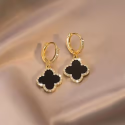 Fashion Luxury Four-leaf Clover Retro Shiny Rhinestone Earrings Net Red Senior Sense Of Ladies Earrings Small Fragrant Wind E ...
