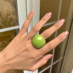 Fashion Candy Color Acrylic Ring Exaggerated Geometric Ring Hand Jewelry Women&apos;s Accessories - Green