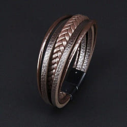 Handsome Brown Men&apos;s Magnetic Leather Buckle Buckle Hand-woven Multi-layer Leather Bracelet - brown