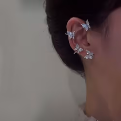 1pcs Korean Fashion Rhinestone Butterfly Ear Clips Without Piercing For Women Girls Sparkling Zircon Ear Cuff Clip Earrings Weddin - silver, Right*1pc