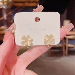 Lucky Cat&apos;s Eye Stone Four Leaf Clover Earrings For Women Green Delicate Stud Earring Elegant Jewelry Banquet Gift For Mom - white