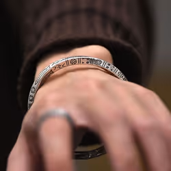 Vintage Stainless Steel Bangle For Men Women Mobius Twisted Cuff Bracelet