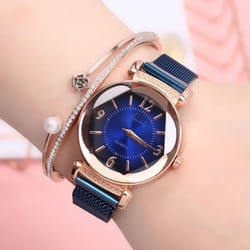 Women Watch Fashion Wild New Watch Milan Magnet Buckle Luxury Fashion Ladies Geometric Roman Numeral Quartz Movement Watch - blue