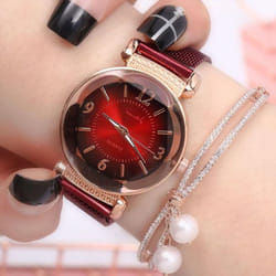 Women Watch Fashion Wild New Watch Milan Magnet Buckle Luxury Fashion Ladies Geometric Roman Numeral Quartz Movement Watch - red