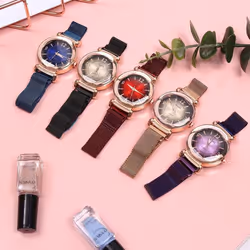 Women Watch Fashion Wild New Watch Milan Magnet Buckle Luxury Fashion Ladies Geometric Roman Numeral Quartz Movement Watch - red
