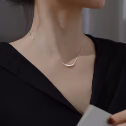Anenjery Small Eggplant Bend Tube Snake Chain Necklace For Women Clavicle Chain Charm Necklace S-n637 - silver