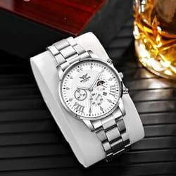Men&apos;s Stainless Steel Quartz Watch With Date Display - white