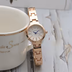 New Fashion Personalized Simple Watch Set Women's Watch Butterfly Digital Belt Watch - golden,white