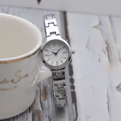 New Fashion Personalized Simple Watch Set Women&apos;s Watch Butterfly Digital Belt Watch - silver,white