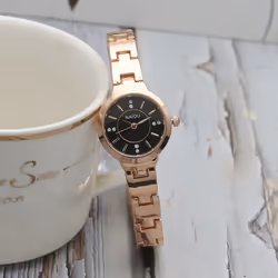 New Fashion Personalized Simple Watch Set Women&apos;s Watch Butterfly Digital Belt Watch - golden,black