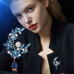 Luxury Elegant Women Girls Rhineston Glass Flower Drop Brooches Pins Lady Shining Suit Office Jewelry Corsage Accessories