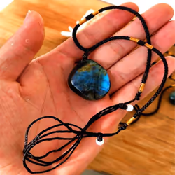 Natural Labradorite Moonstone Pendant Necklace Stone Pendant Flowing Light Jewelrygift