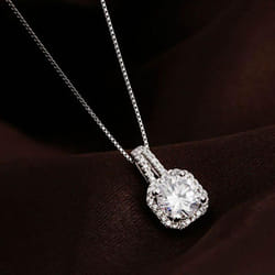 Lindon Fashion Necklace Zircon Pendant Women Wedding Gift Fine Jewellery Pendants - white