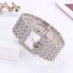 Analog Quartz Movement Wrist Watch 2020 Watches  Brand Luxury Casual Women Round Full Diamond Bracelet Watch - white