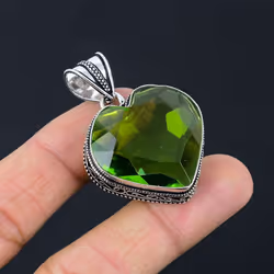 Peridot Gemstone Pendant Solid 925 Sterling Silver Pendant Jewelry Gift For Unisex Lg-013