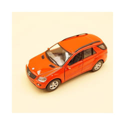 1:36 ML-Class ML350 SUV Alloy Car Diecasts & Toy Vehicles Car Model Miniature Scale Model Car Toys For - Red