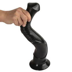 Monster 16 - Black