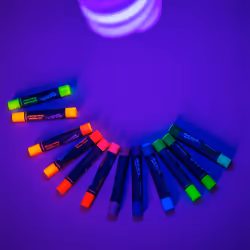 Mont Marte Fluoro Oil Pastels Signature 12pc  12 Assorted Colors  Vibrant Oil Pastel Set  Great Blending and Layering  Ideal for Art  Craft  Coloring