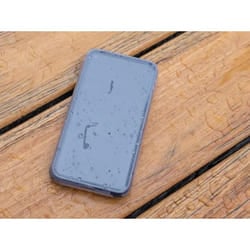Quad Lock MAG Poncho Weather Protection - Google Pixel 8