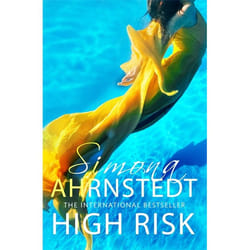 Hachette UK High Risk book English Paperback 544 pages