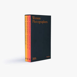 ISBN Women Photographers (Slipcased set) (Photofile) book Paperback 432 pages