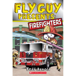 Scholastic Fly Guy Presents: Firefighters book Vehicles English Paperback 32 pages