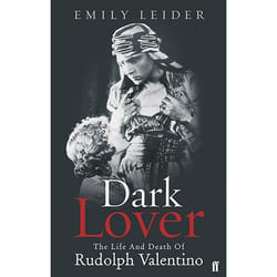 Allen & Unwin Dark Lover book Art & design English Paperback 528 pages