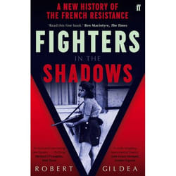 Allen & Unwin Fighters in the Shadows book History English Paperback 608 pages