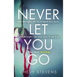 Hachette UK Never Let You Go book English Paperback 416 pages