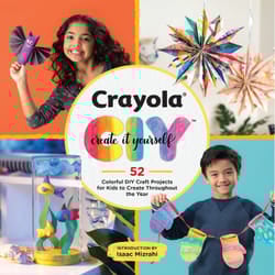ISBN Crayola: Create It Yourself book English Paperback 224 pages
