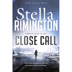 ISBN Close Call (A Liz Carlyle Novel), Thrillers, English, Paperback, 352 pages