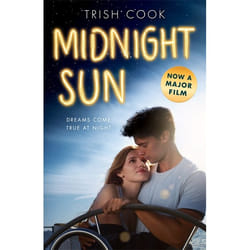 Hachette UK Midnight Sun book English Paperback 272 pages