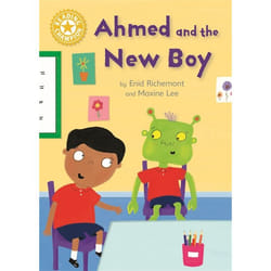 Hachette UK Ahmed and the New Boy book English Hardcover 24 pages