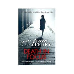 ISBN Death in Focus: Elena Standish 1 book Crime fiction English 368 pages