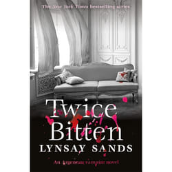 Hachette UK Twice Bitten book English Paperback 384 pages