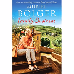 Hachette UK Family Business, English, Paperback, 352 pages