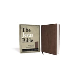 Hachette UK NIV Jesus Bible book English Paperback 1472 pages