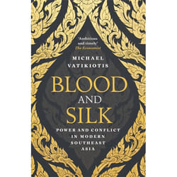 Hachette UK Blood and Silk book English Paperback 368 pages
