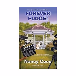 ISBN Forever Fudge (A Candy-coated Mystery), Crime fiction, English, 352 pages